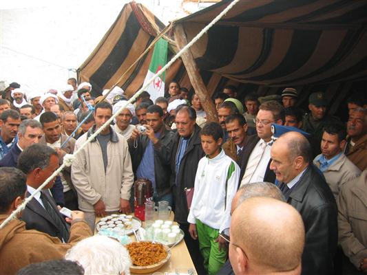 http://up.djelfa.info/uploads/12962285583.jpg